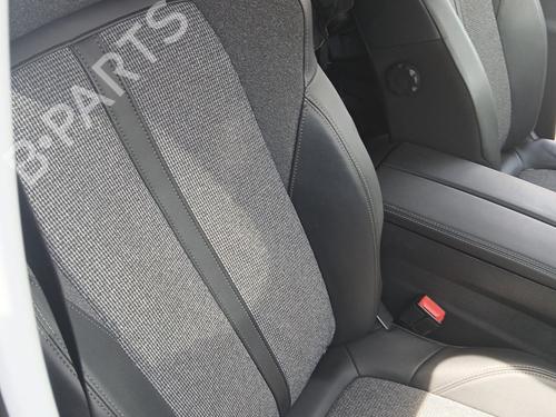 Used Right front seat PEUGEOT 3008 II SUV (MC_, MR_, MJ_, M4_) 1.2 THP/ PureTech 130 (MRHNSM, MRHNSU, MRHNSJ, MRHNYW,... (131 hp) 28426722
