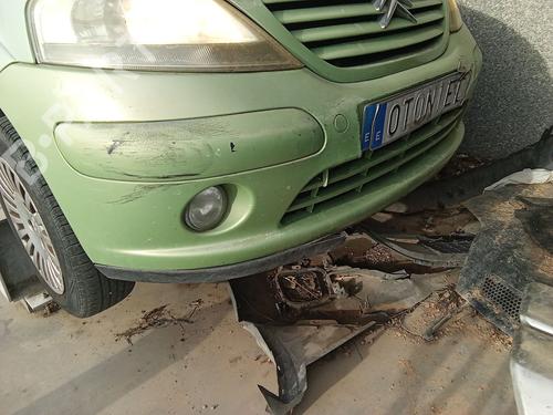 Used Front bumper Front bumper 38437250 38437250