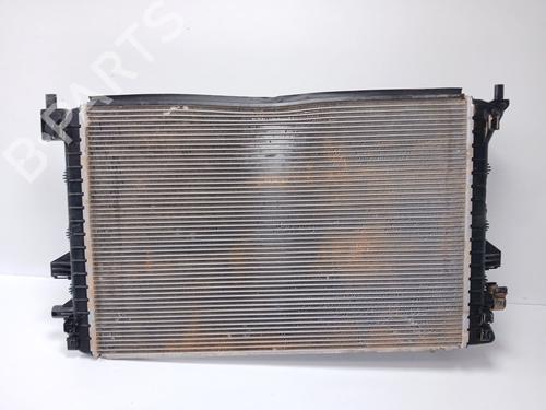 Used Water radiator SKODA KAROQ (NU7, ND7) 1.5 TSI (150 hp) 31157254