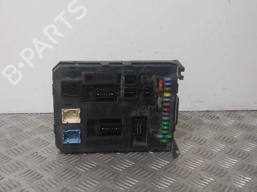 Used Fuse box PEUGEOT 407 (6D_) [2004-2011]  15074020