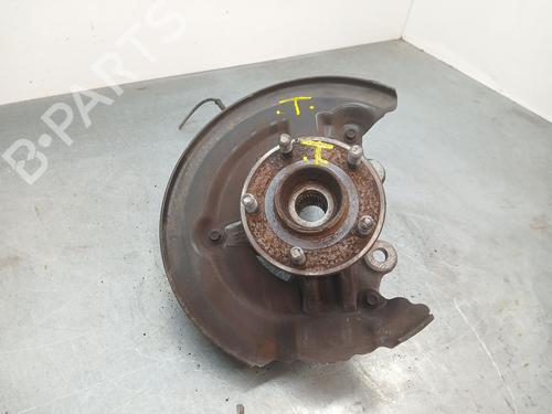 Used Right front steering knuckle Right front steering knuckle FORD FOCUS III 1.5 TDCi (120 hp) 33552532 33552532