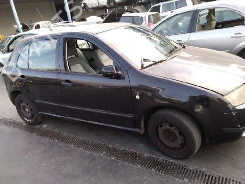 Left taillight SKODA FABIA I (6Y2) 1.4 | BP4195363C34 