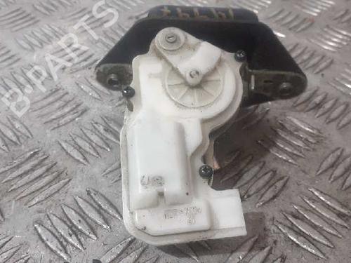 Used Tailgate lock HONDA CIVIC VIII Hatchback (FN, FK) 2.2 CTDi (FK3) (140 hp) 11419132