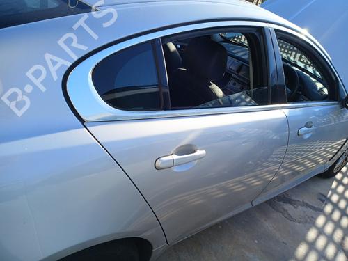 Dør højre bagtil Dør højre bagtil JAGUAR XF I (X250) 2.7 D (207 hp) 36016727 36016727