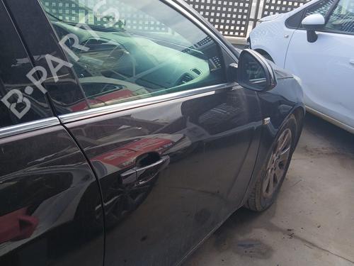 Used Right front door OPEL INSIGNIA A Saloon (G09) 2.0 CDTI (69) (160 hp) 31850579
