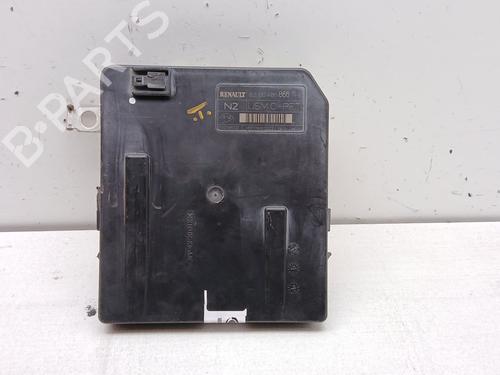 Fuse box RENAULT GRAND SCÉNIC II (JM0/1_) 1.5 dCi (JM1E) | BP28188217E1 