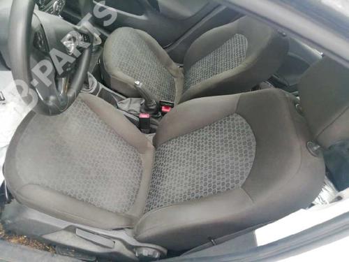left-front-seat-opel-corsa-e-x15-13-cdti-08-68-2014-10656294 main image