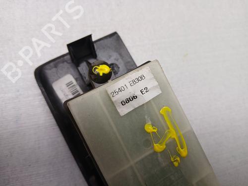 Left front window switch NISSAN PATHFINDER III (R51) 2.5 dCi 4WD | BP30975275I27 