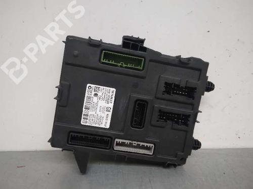 Sikringsdåse RENAULT MEGANE IV Hatchback (B9A/M/N_) 1.8 RS 300 (B9M8) (300 hp) 11960759