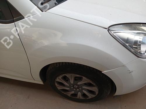 Used Right front fenders CITROËN C3 II (SC_) 1.0 VTi 68 (68 hp) 30747797