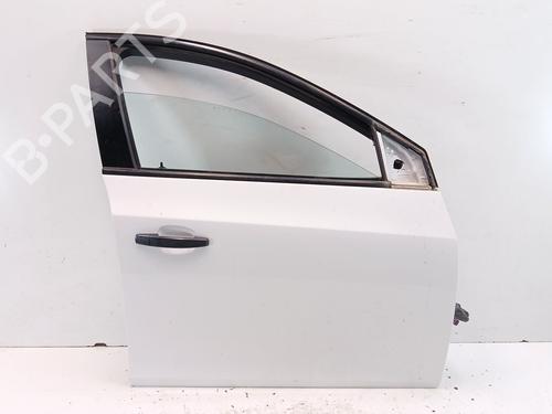 right-front-door-chevrolet-cruze-j300-2009-38311099 main image