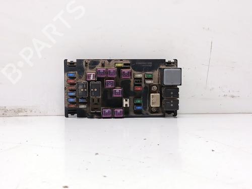 Used Fuse box Fuse box 37496043 37496043