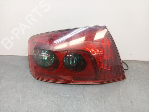 Used Left taillight PEUGEOT 407 (6D_) 2.0 (6DRFNB, 6DRFNE) (136 hp) 28582033