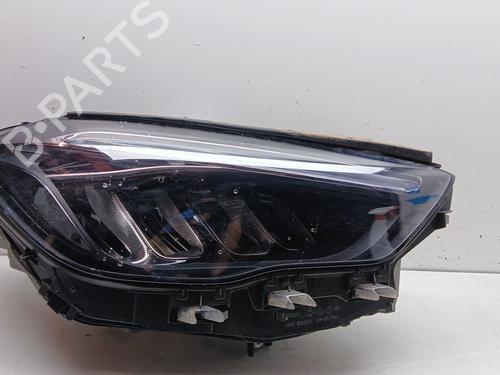 Used Right headlight MERCEDES-BENZ GLA (H247) GLA 200 d (247.712) (150 hp) 26593763