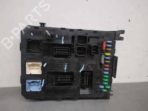Used Fuse box CITROËN C6 (TD_) [2005-2012]  13571592