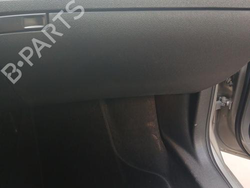 Used Glove box SKODA SUPERB II (3T4) 2.0 TDI 16V (140 hp) 28517903