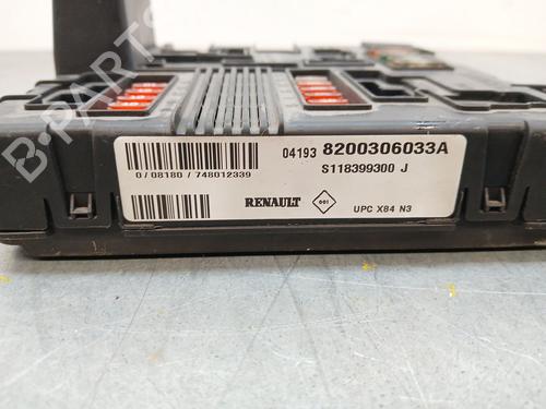 Zekeringkast RENAULT MEGANE II (BM0/1_, CM0/1_) 1.5 dCi (BM0F, BM0T, BM2B, CM0F, CM0T) | BP29826878E1
