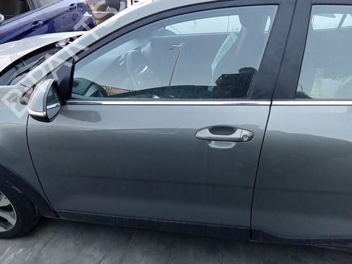 Used Left front door Left front door 37477628 37477628