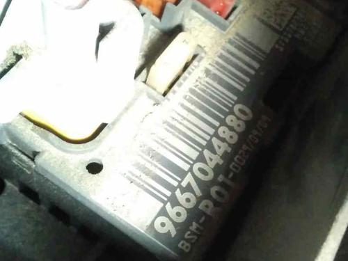 fuse-box-citroen-c4-picasso-i-mpv-ud_-9667044880-2006-2007-2008-2009-2010-2011-2012-2013-2014-2015-10417603 main image