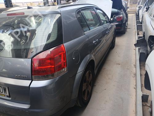 Used Parts OPEL SIGNUM Hatchback (Z03) 2.2 DTI (F48) (125 hp) 3968319