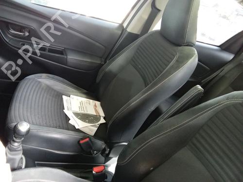 Asiento delantero derecho Asiento delantero derecho TOYOTA YARIS (_P13_) 1.4 D (NLP130_, NLP130) (90 hp) 39900532 39900532