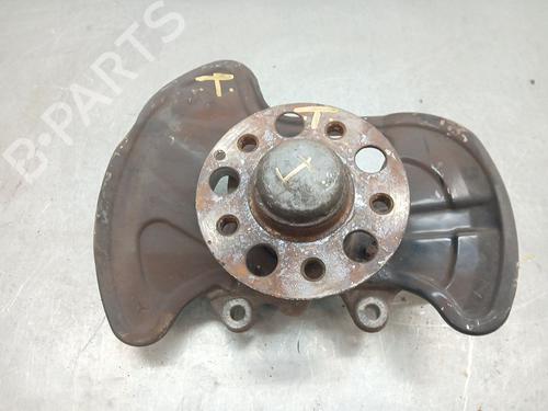 Used Left front steering knuckle Left front steering knuckle MERCEDES-BENZ C-CLASS (W204) C 250 CDI (204.003) (204 hp) 34399120 34399120