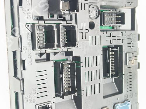 Fuse box PEUGEOT 308 I (4A_, 4C_) 1.6 16V | BP31679620E1 