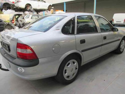 Left headlight OPEL VECTRA B (J96) 1.6 i 16V (F19) | BP2398532C28 