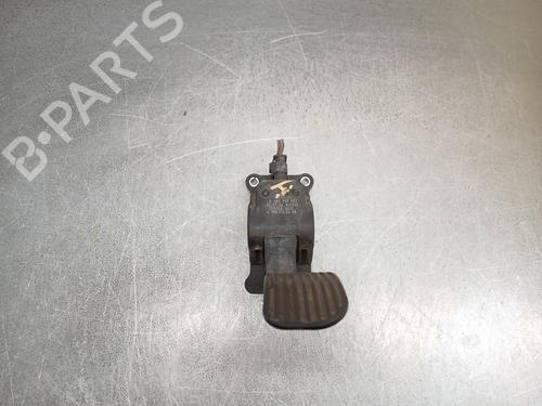 Pedale Pedale MERCEDES-BENZ VITO / MIXTO Van (W639) 109 CDI (639.601, 639.603, 639.605) (95 hp) 33818627 33818627