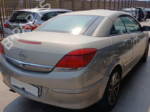 Left taillight OPEL ASTRA H TwinTop (A04) 1.9 CDTi (L67) | BP28164628C34 