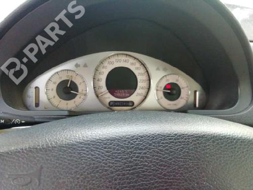 instrument-cluster-mercedes-benz-e-class-w211-e-270-cdi-211016-a2115403611-110080004027-260kmh-5000rpm-2002-2003-2004-2005-2006-2007-2008-2009-10545599 main image