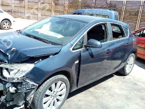 OPEL ASTRA J (P10)    206409