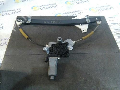 rear-right-window-mechanism-ssangyong-rodius-i-27-xdi-7334021000-2-pin-2005-2373323 main image
