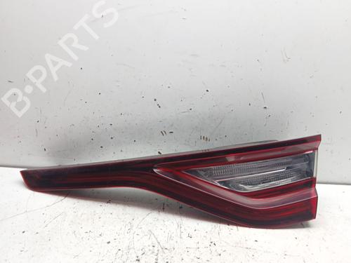 right-tailgate-light-renault-megane-iv-hatchback-b9amn_-2015-34699763 main image