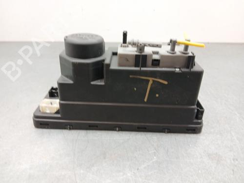 Used Central lock pump MERCEDES-BENZ E-CLASS (W210) E 430 (210.070) (279 hp) 30452785