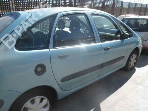 Left headlight CITROËN XSARA PICASSO (N68) 2.0 HDi | BP2385320C28 