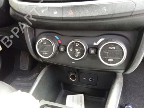 AC Styreenhet / Manøvreringsenhet AC Styreenhet / Manøvreringsenhet FIAT TIPO Estate (356_, 357_) 1.4 (356WXF1B) (120 hp) 37477754 37477754