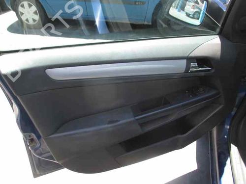Fuse box OPEL ASTRA H (A04)  | BP2371203E1 