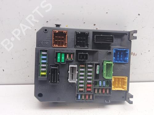 Used Fuse box Fuse box 36238418 36238418
