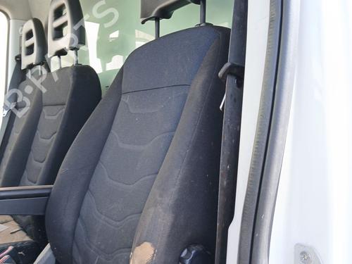 asiento-delantero-izquierdo-iveco-daily-vi-platformchassis-2014-24737471 main image