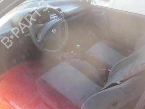 Front left lock OPEL CORSA B (S93) 1.7 D (F08, F68, M68) | BP2401497C98 