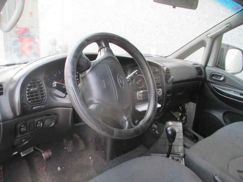 Left front fog light HYUNDAI H-1 / STAREX Bus (A1) 2.5 TCi | BP2382392C30  - Image 23