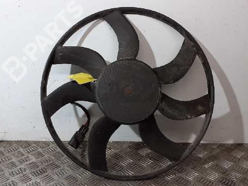 Used Radiator fan BMW 5 Touring (F11) 525 d (204 hp) 11699562