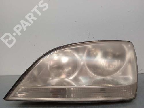 Used Left headlight KIA SORENTO I (JC) 2.5 CRDi 4WD (140 hp) 10421317
