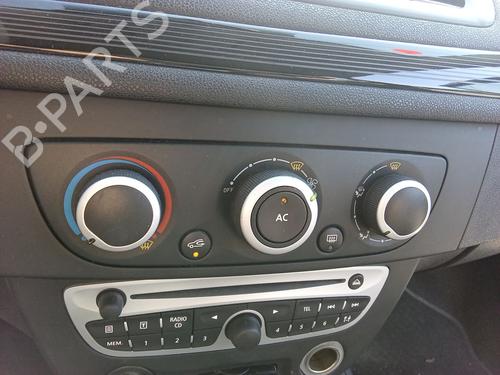 Used Climate control Climate control RENAULT MEGANE III Hatchback (BZ0/1_, B3_) 1.5 dCi (BZ09, BZ0D, BZ1W, BZ29, BZ14) (110 hp) 40458290 40458290