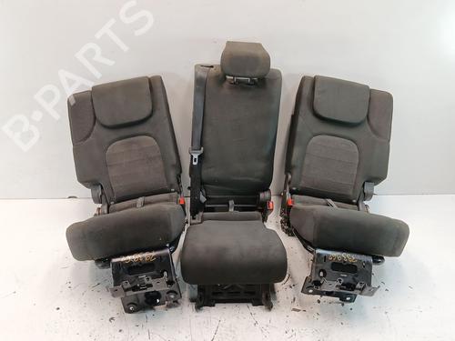 rear-seat-nissan-pathfinder-iii-r51-2005-29856377 main image