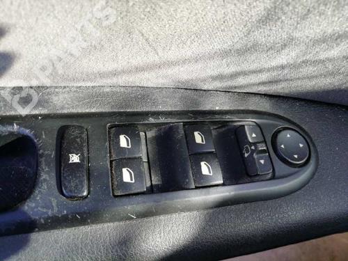 Left mirror PEUGEOT 407 (6D_) 2.0 HDi 135 (6DRHRH, 6DRHRE, 6DRHRG, 6DRHRJ) | BP5945939C26 
