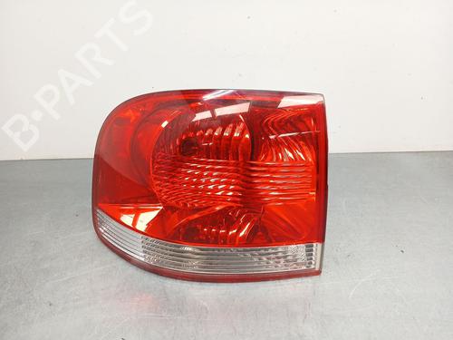 Used Left taillight Left taillight VW TOUAREG (7LA, 7L6, 7L7) 2.5 R5 TDI (174 hp) 35756319 35756319