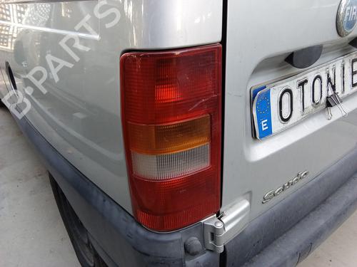 Venstre baglygte Venstre baglygte FIAT SCUDO Bus (220_) 2.0 JTD (109 hp) 39890018 39890018