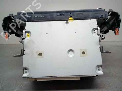 Radio TOYOTA COROLLA Hatchback (_E21_, _EA1_, _EH1_) 1.8 Hybrid (ZWE211) | BP16400916E6 